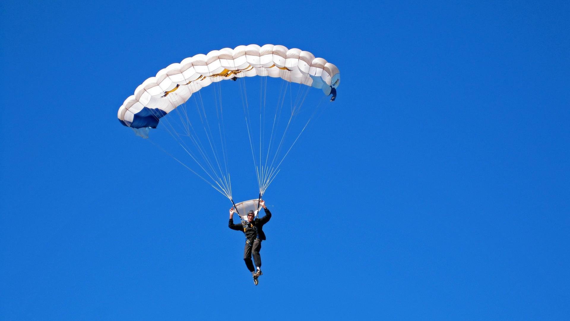 德甲激情迸发：攻势凌厉，防守坚不可摧，德甲名场面